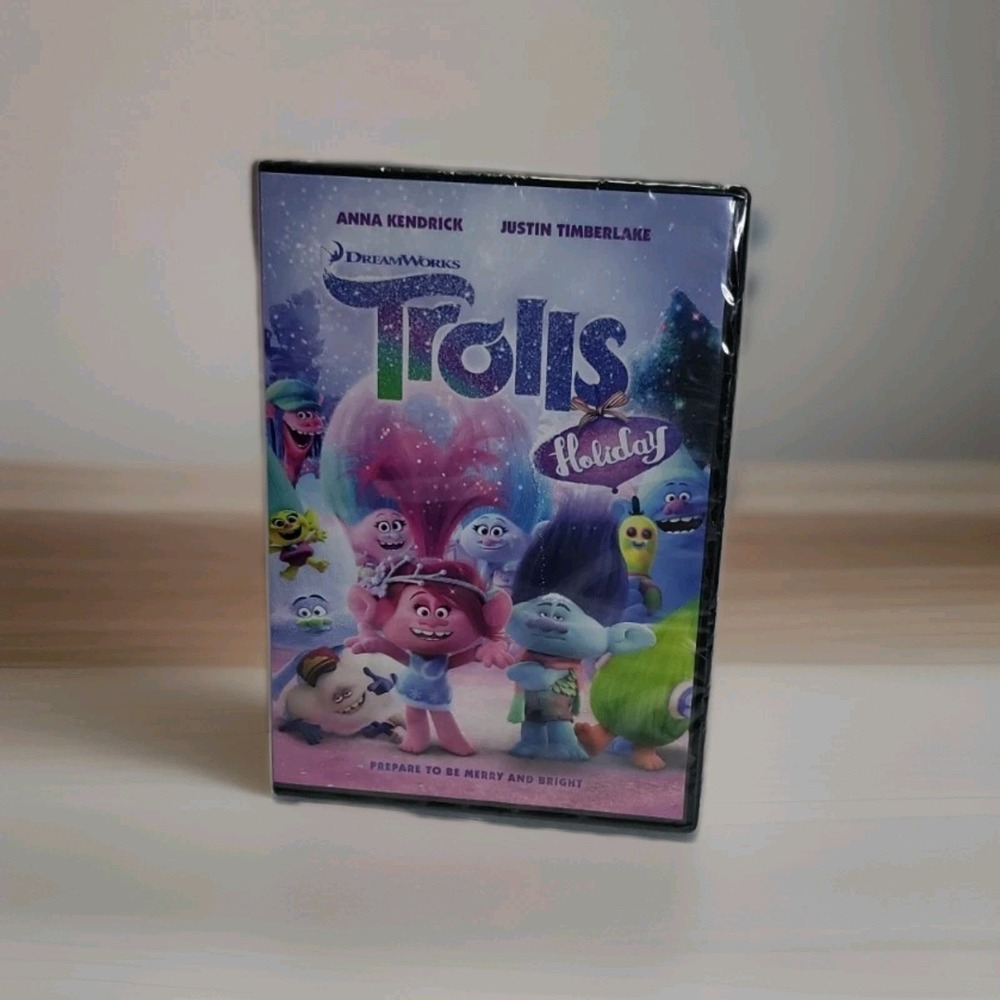 Trolls Holiday (DVD,‎ 2017)  Brand New